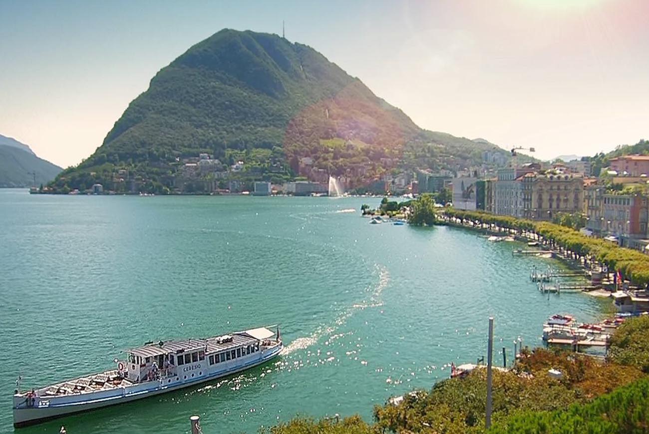 Battello sul Lago di Lugano Battello sul Lago di Lugano